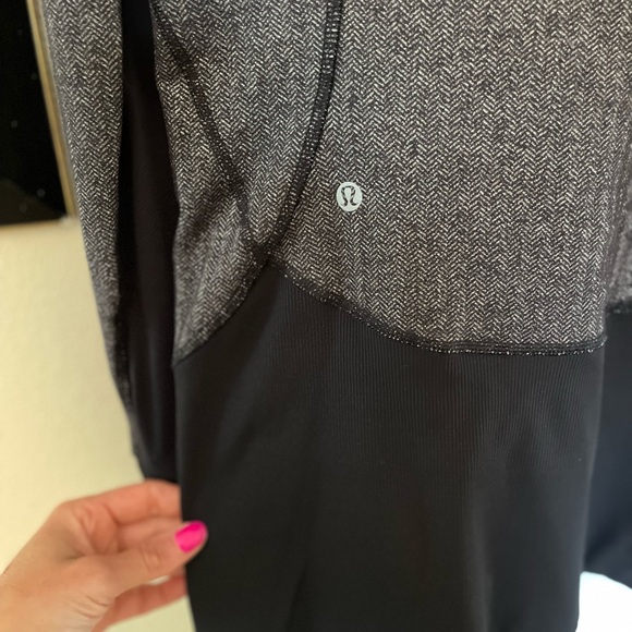 Lululemon Houndstooth and Black Ribbed Hoodie - Picture 5 of 6